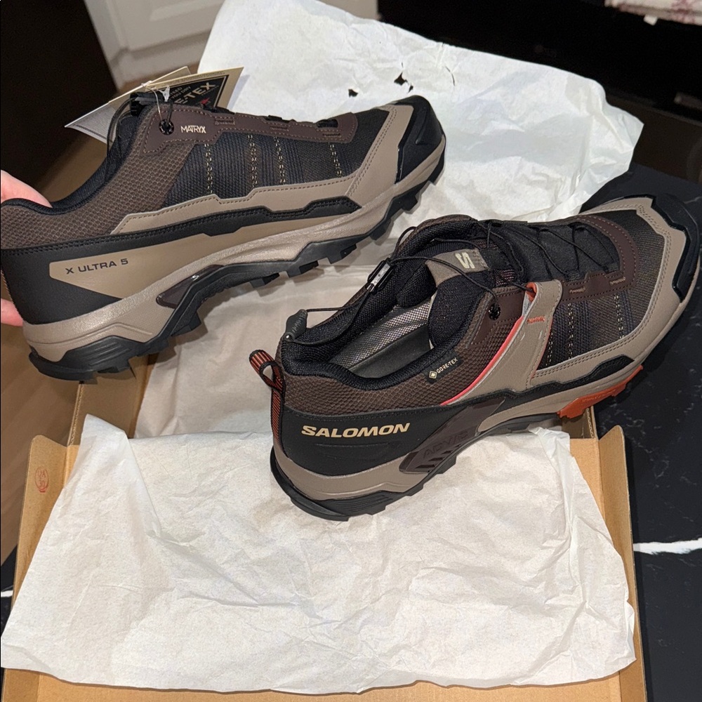 Salomon Men's X Ultra 5 Athletic Sneakers